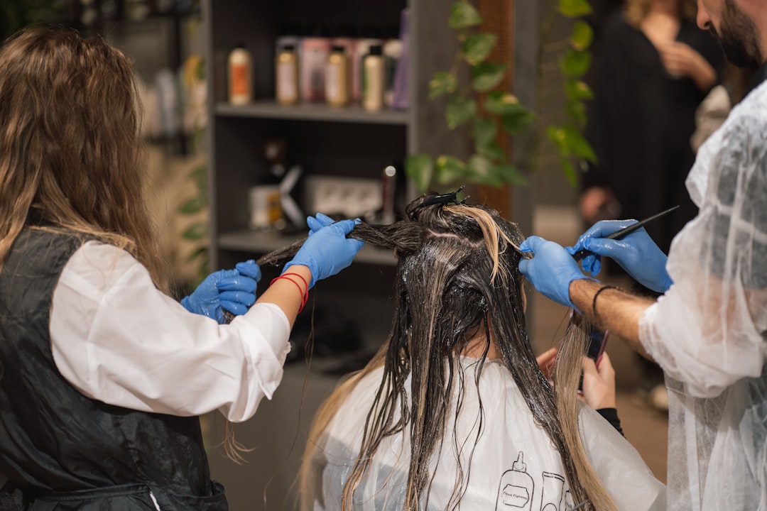 Crea una experiencia única en tu peluquería con IA: personalización total al alcance