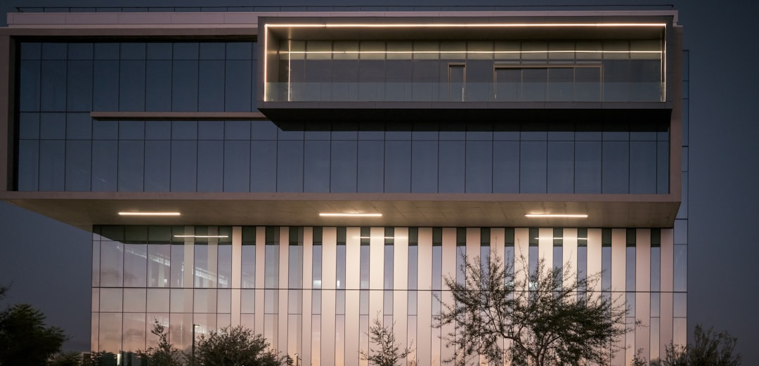 Descubre cómo la IA puede facilitar la gestión de solicitudes en inmobiliarias