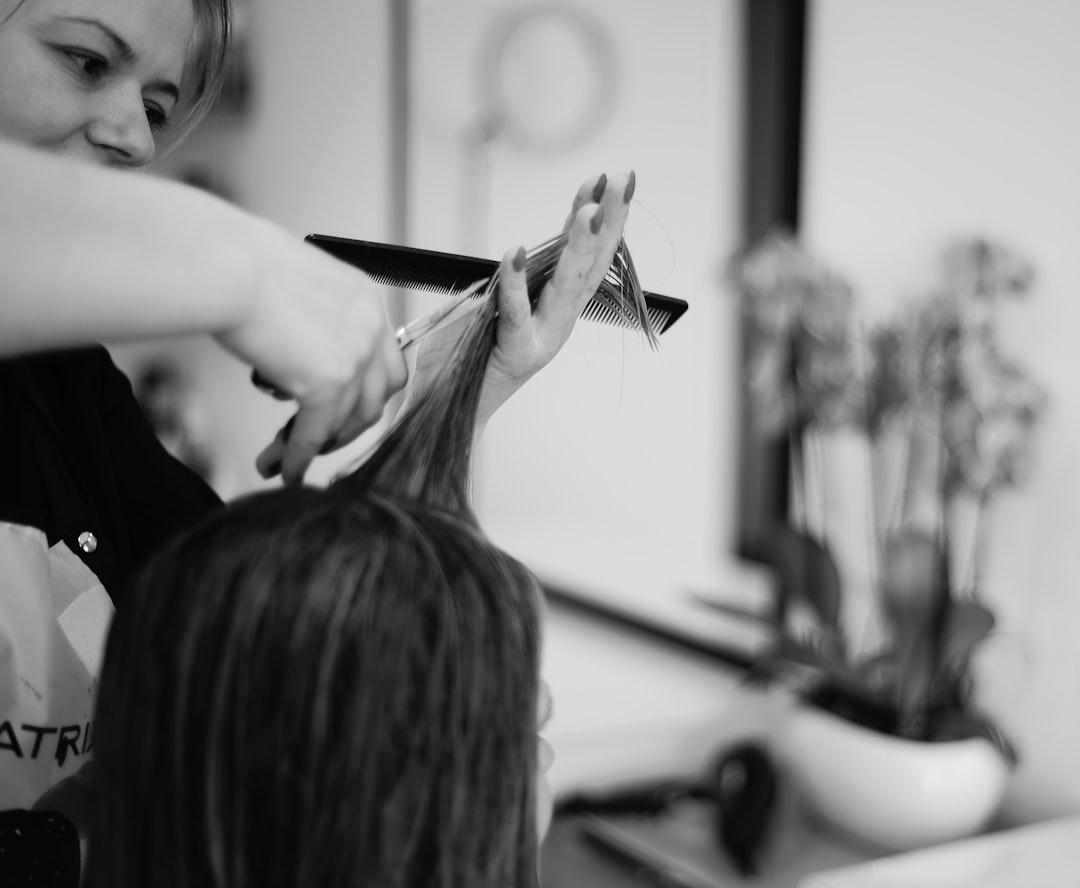 Descubre cómo la IA puede personalizar los tratamientos en tu peluquería