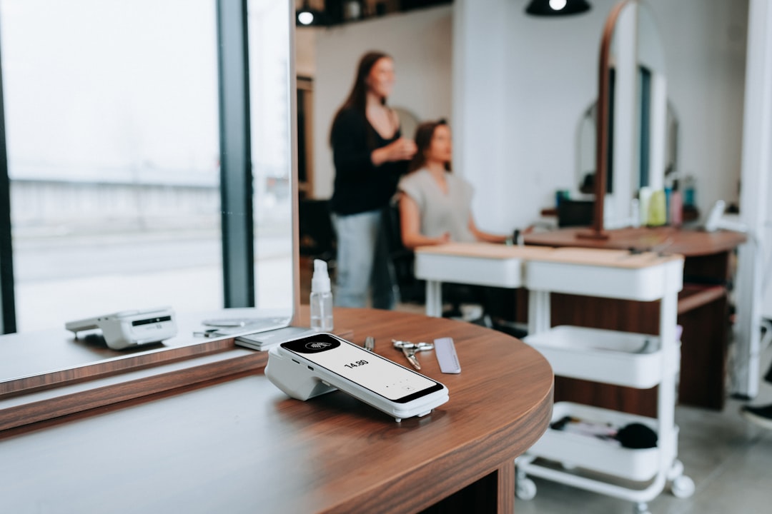 Fidelización de clientes en peluquería: puntos, descuentos y recordatorios con IA
