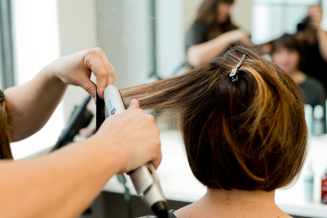Impulsa las ventas en tu peluquería con IA: atención al cliente automatizada