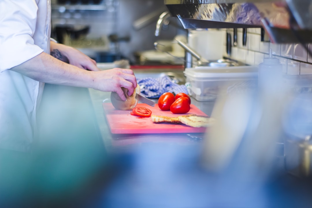 Optimiza tu cocina con IA: eficiencia y sabor en el servicio de tu restaurante